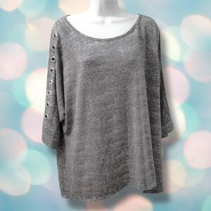 Belle by Belldini Women’s Gray Half Sleeve Grommet Sweater Top Size M NWT